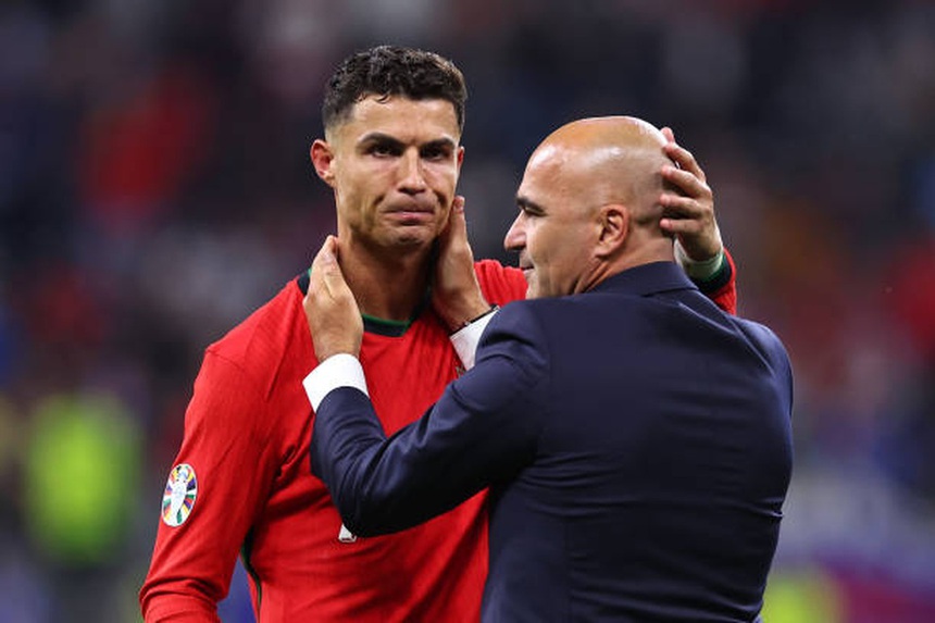 Tin chuyển nhượng 2/7: Người cũ Chelsea đến MU, Ronaldo sắp trở lại châu Âu - Ảnh 2.