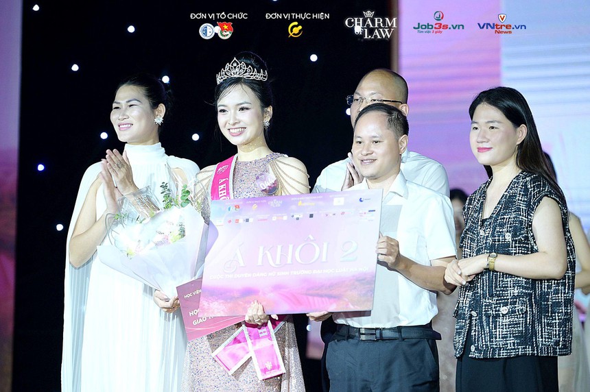 VNtre.vn đồng hành cùng cuộc thi sắc đẹp và trí tuệ của ĐH Luật Hà Nội - Ảnh 2.