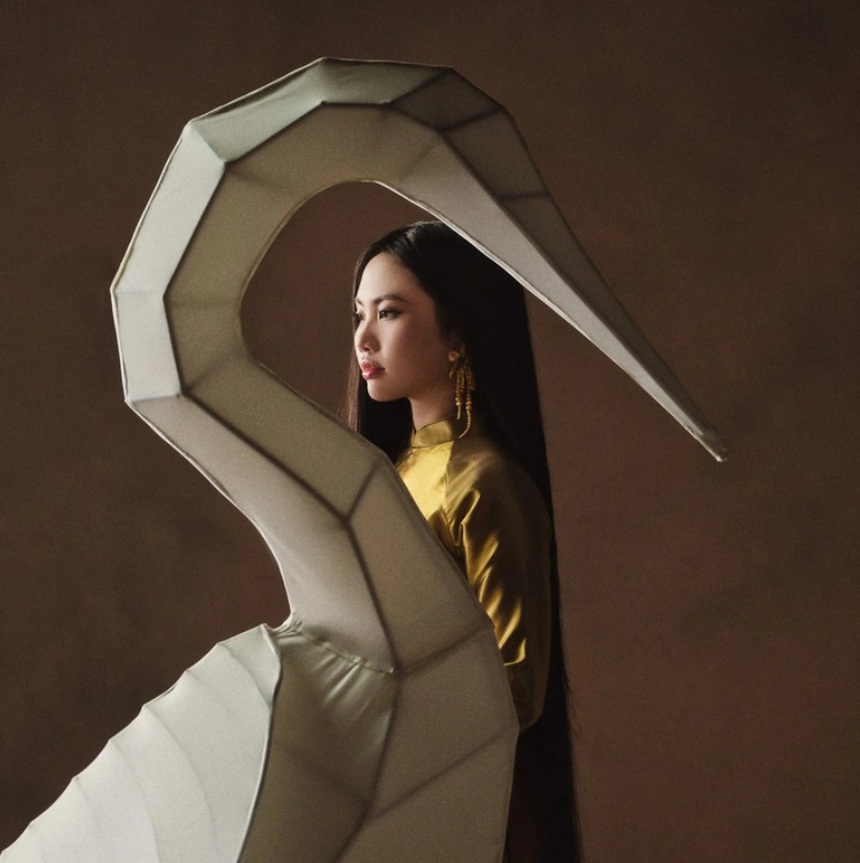 "Gối gấm" và chất dân tộc của giới trẻ - Ảnh 1.