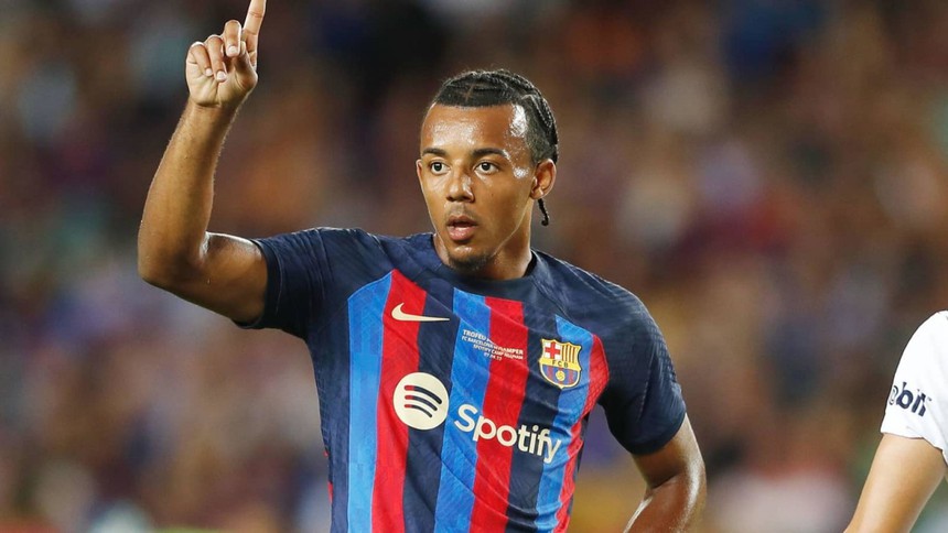 Tin chuyển nhượng 2/7: Người cũ Chelsea đến MU, Ronaldo sắp trở lại châu Âu - Ảnh 3.