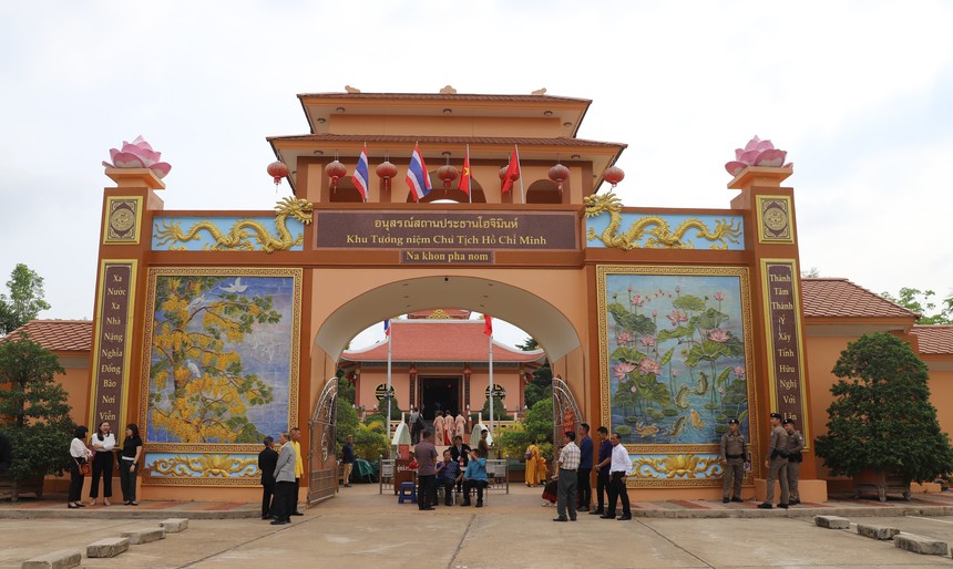Ký ức xúc động về buổi đón Tổng Bí thư tại khu tưởng niệm Bác Hồ ở Thái Lan - Ảnh 4. Ký ức xúc động về buổi đón Tổng Bí thư tại khu tưởng niệm Bác Hồ ở Thái Lan - Ảnh 4.