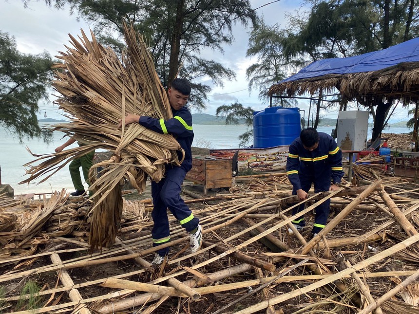 Khẩn trương khắc phục hậu quả sau bão số 2 - Ảnh 2.