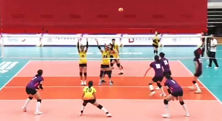 Tuyển bóng chuyền nữ Việt Nam (áo vàng) thua đội trẻ Thượng Hải 1-3 Tuyển bóng chuyền nữ Việt Nam (áo vàng) thua đội trẻ Thượng Hải 1-3