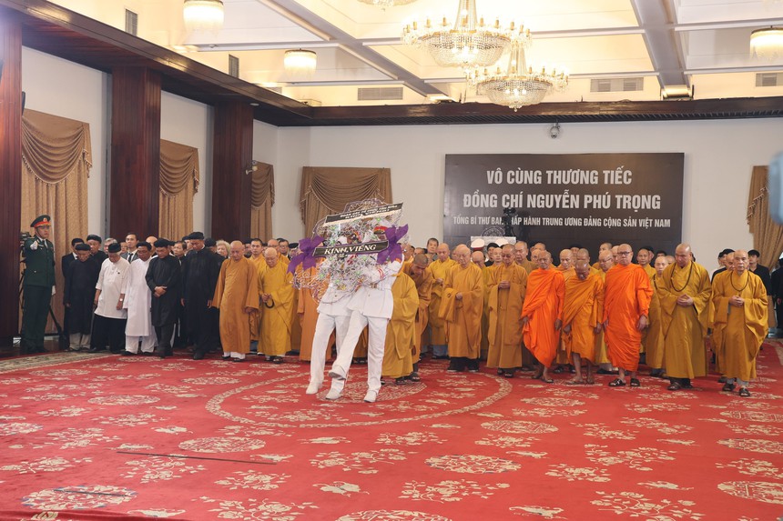 Lễ Quốc tang Tổng Bí thư Nguyễn Phú Trọng: Hơn 5.600 đoàn trong nước và quốc tế đến viếng - Ảnh 4.