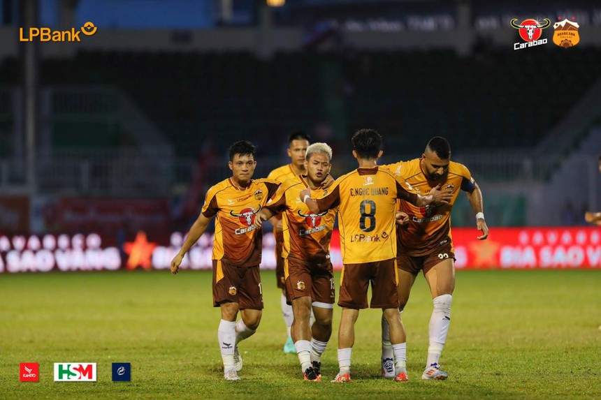 Tin nóng bóng đá Việt 27/7: HAGL gặp khó về tài trợ - Ảnh 1. Tin nóng bóng đá Việt 27/7: HAGL gặp khó về tài trợ - Ảnh 1.