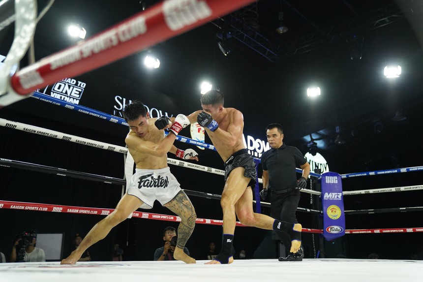 Đại chiến ở chung kết "Muay Thai Rampage x Road To ONE: Việt Nam" - Ảnh 2.