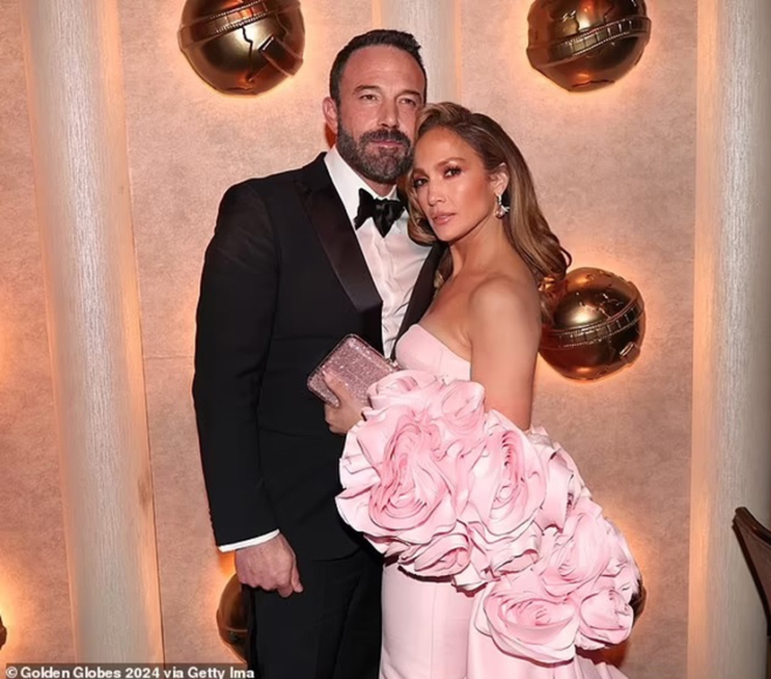 Hôn nhân của Jennifer Lopez và Ben Affleck đã "kết thúc nhiều tháng", đồ trong dinh thự chung đã bán hết - Ảnh 4.