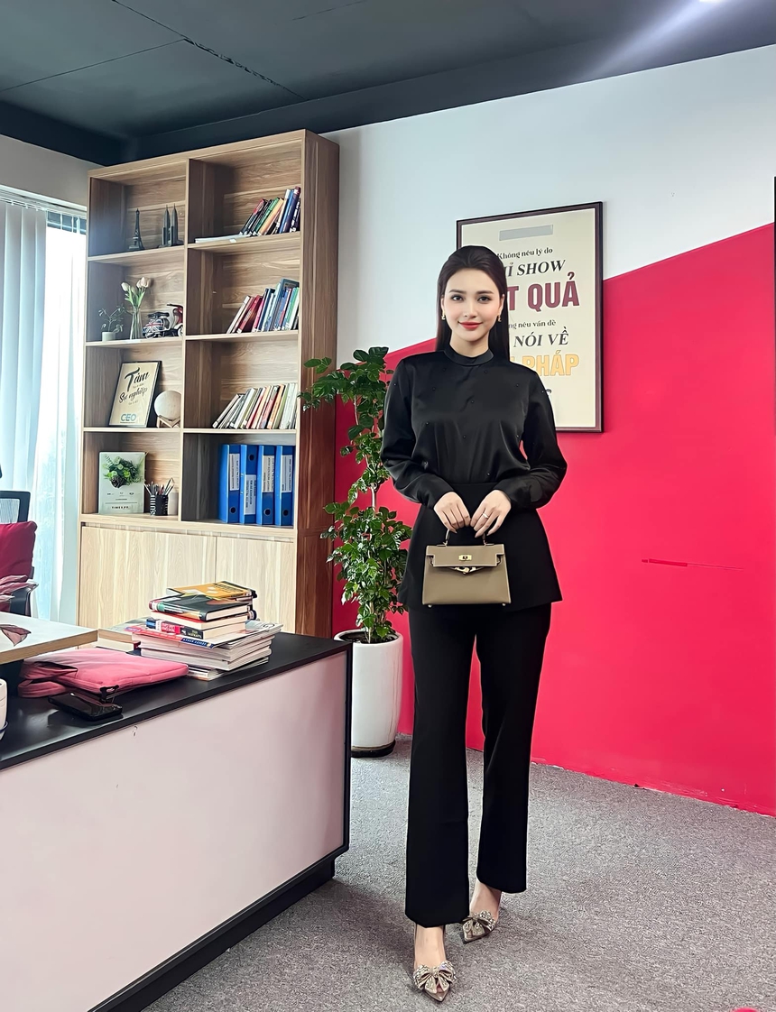 Nữ diễn viên phim 'Những nẻo đường gần xa' nói gì khi bị chê thẩm mỹ nhiều? - Ảnh 1.