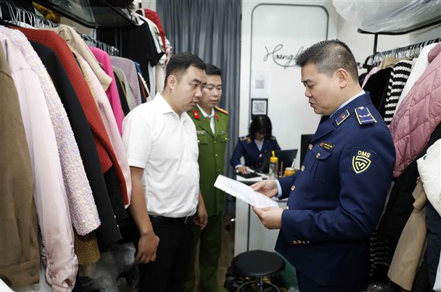 Khó kiểm soát hàng giả, hàng nhái trên nền tảng trực tuyến - Ảnh 3.