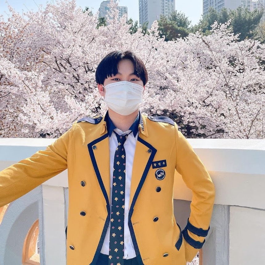 Hwang Min Woo - "Tiểu Psy" mang dòng máu Việt trong MV "Gangnam Style" giờ ra sao? - Ảnh 3. Hwang Min Woo - "Tiểu Psy" mang dòng máu Việt trong MV "Gangnam Style" giờ ra sao? - Ảnh 3.