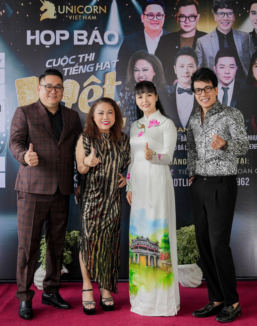 Cuộc thi Tiếng hát Việt Toàn Cầu 2024 chính thức khởi động - Ảnh 1. Cuộc thi Tiếng hát Việt Toàn Cầu 2024 chính thức khởi động - Ảnh 1.