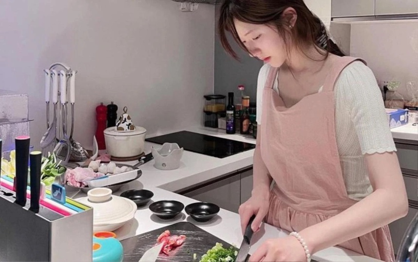 "Mỹ nhân xuyên không" Triệu Lộ Tư có khối tàn sản "khủng" cỡ nào? - Ảnh 8.