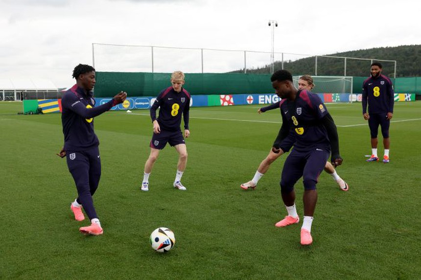 Tin nóng thể thao tối 4/7: ĐT Anh thay đổi lớn trước tứ kết EURO, Việt Nam treo thưởng lớn cho huy chương Olympic - Ảnh 1.