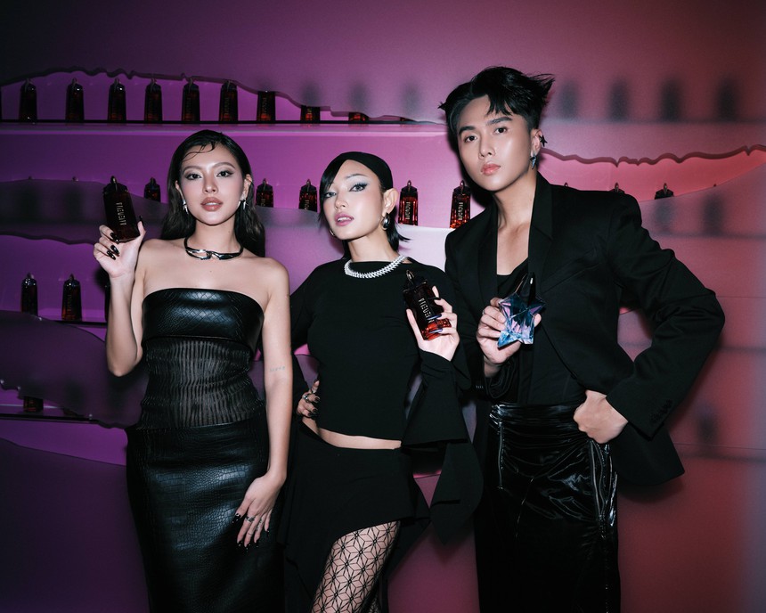 Châu Bùi, Dương Minh Đăng, Tú Hảo nổi bật tại sự kiện của nhà mốt Mugler - Ảnh 1. Châu Bùi, Dương Minh Đăng, Tú Hảo nổi bật tại sự kiện của nhà mốt Mugler - Ảnh 1.