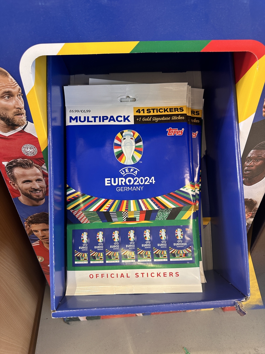 EURO trên từng cây số: "Sitzpinkler" và chuyện nam tính của đàn ông Đức - Ảnh 2.