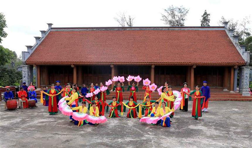 Bảo tồn và phát huy di sản nghệ thuật chèo * Bài 1: Đặc sắc chiếu chèo quê lúa - Ảnh 1. Bảo tồn và phát huy di sản nghệ thuật chèo * Bài 1: Đặc sắc chiếu chèo quê lúa - Ảnh 1.