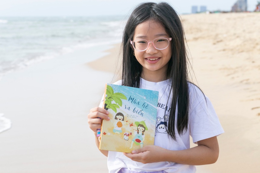 "Mùa hè ra biển" của Hồ Huy Sơn: Khi thơ thiếu nhi không chỉ dành cho thiếu nhi - Ảnh 2. "Mùa hè ra biển" của Hồ Huy Sơn: Khi thơ thiếu nhi không chỉ dành cho thiếu nhi - Ảnh 2.