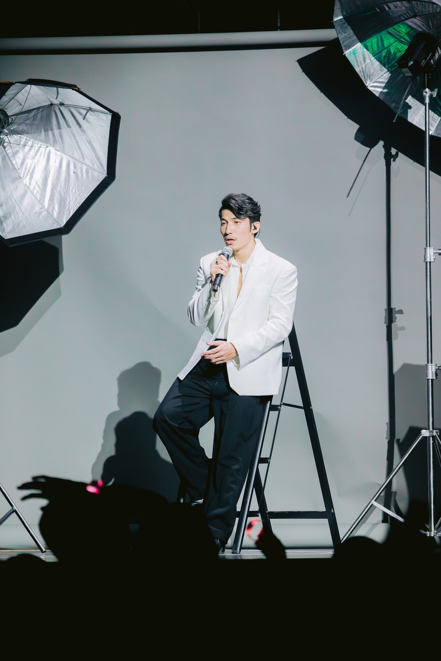 Liên Bỉnh Phát sang producer Khánh “tầm sư học nhạc" - Ảnh 3.