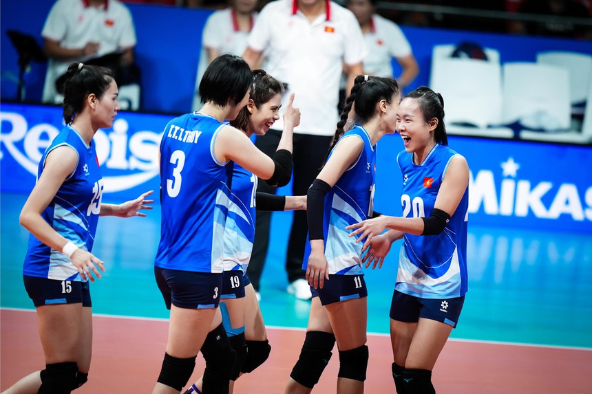 Tuyển bóng chuyền nữ Việt Nam thi đấu rất thành công ở FIVB Challenger Cup 2024 Tuyển bóng chuyền nữ Việt Nam thi đấu rất thành công ở FIVB Challenger Cup 2024