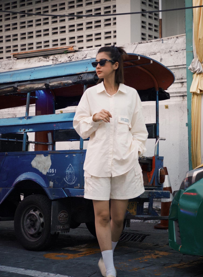 Phong cách sành điệu của bạn gái Doãn Quốc Đam trong 'Mình yêu nhau bình yên thôi' - Ảnh 11. Phong cách sành điệu của bạn gái Doãn Quốc Đam trong 'Mình yêu nhau bình yên thôi' - Ảnh 11.