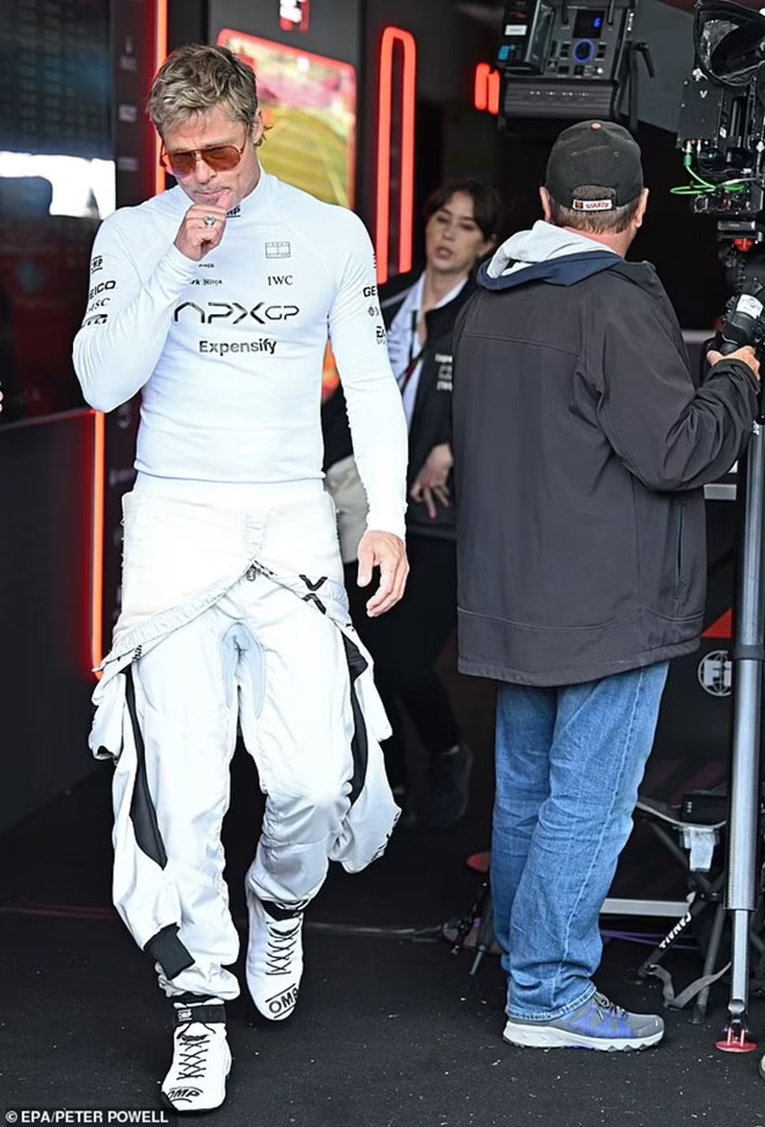 Brad Pitt "nghiêm túc" với Ines De Ramon và "yêu rất nhiều điều" ở bạn gái  - Ảnh 7.