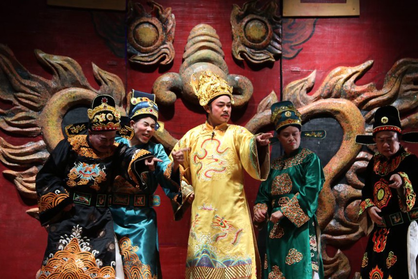 "Khe cửa hẹp" cho đào tạo kịch hát dân tộc - Ảnh 1. "Khe cửa hẹp" cho đào tạo kịch hát dân tộc - Ảnh 1.