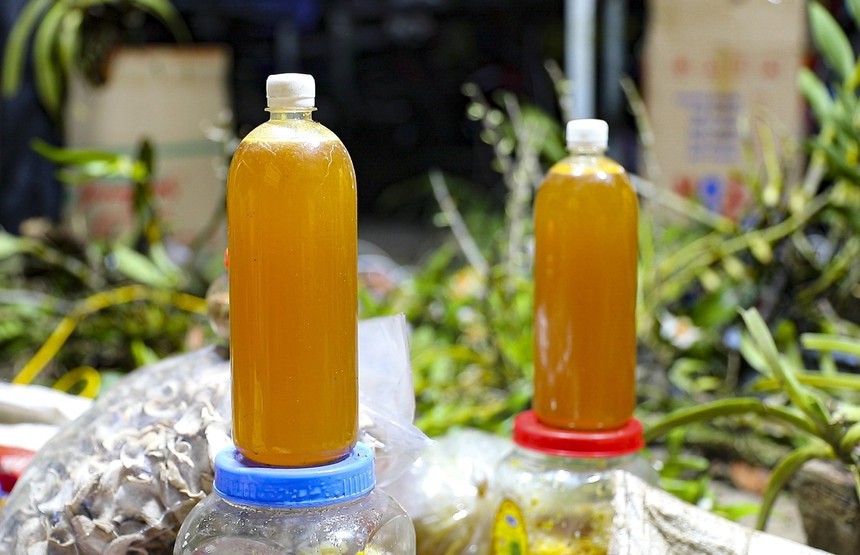 Năm Du lịch Quốc gia 2024: Độc đáo chợ đêm vùng cao Tủa Chùa - Ảnh 3.