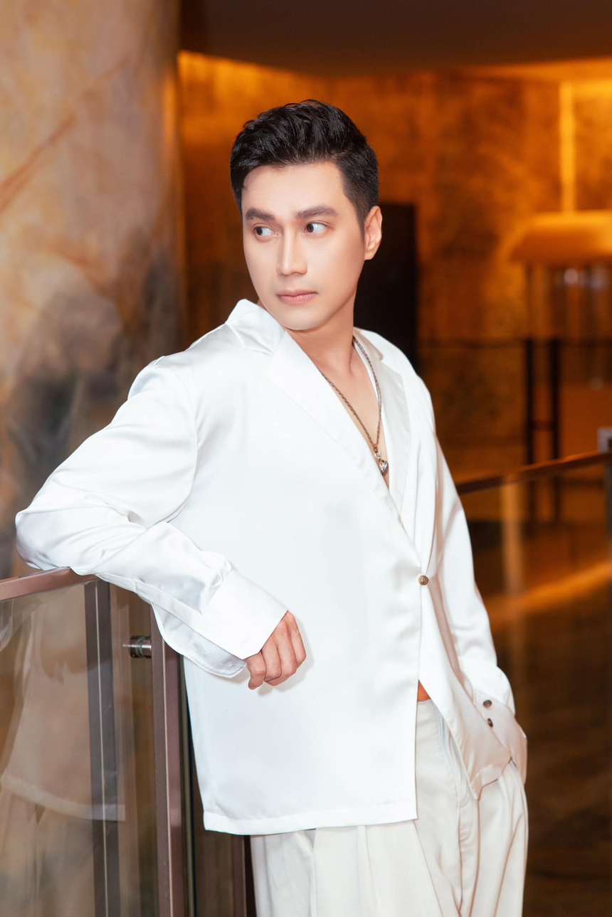 Nhan sắc của Việt Anh, Mạnh Trường và loạt nam chính VTV thuở mới vào nghề - Ảnh 2. Nhan sắc của Việt Anh, Mạnh Trường và loạt nam chính VTV thuở mới vào nghề - Ảnh 2.