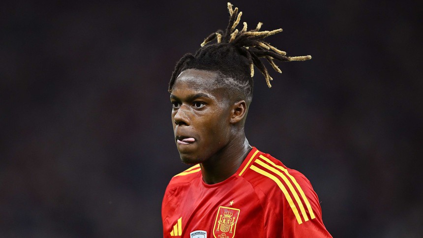 Tin nóng thể thao tối 12/8: CLB Việt Nam lý giải vụ bị cầu thủ kiện lên FIFA, MU sắp có trung vệ 0 đồng - Ảnh 4. Tin nóng thể thao tối 12/8: CLB Việt Nam lý giải vụ bị cầu thủ kiện lên FIFA, MU sắp có trung vệ 0 đồng - Ảnh 4.