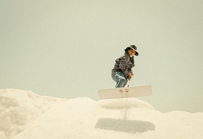 Chuyện Quyền Linh hơn 15 năm mới đóng phim - Ảnh 5. Chuyện Quyền Linh hơn 15 năm mới đóng phim - Ảnh 5.