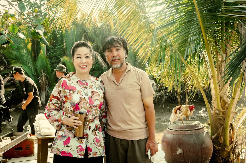 NSND Hồng Vân vui mừng vì được đóng "đào đẹp" bên Quyền Linh - Ảnh 5.