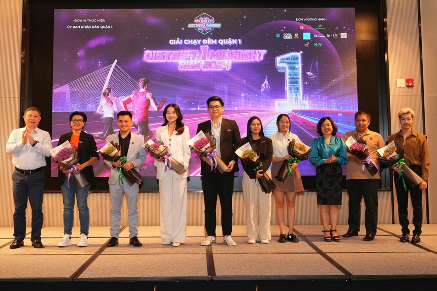 Vợ Bùi Tiến Dũng làm nóng "Sắc màu đêm" TP.HCM   - Ảnh 3.