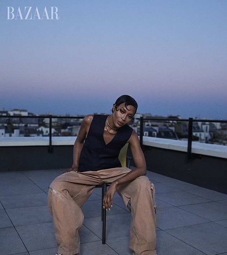 Naomi Campbell: "Niềm vui lớn nhất là chăm con, hạnh phúc khi làm mẹ đơn thân" - Ảnh 6.