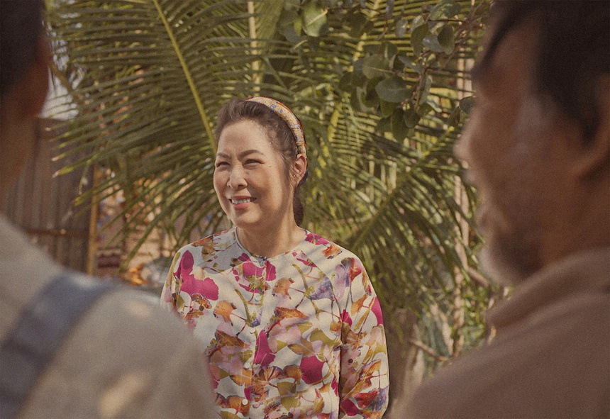 NSND Hồng Vân vui mừng vì được đóng "đào đẹp" bên Quyền Linh - Ảnh 1.