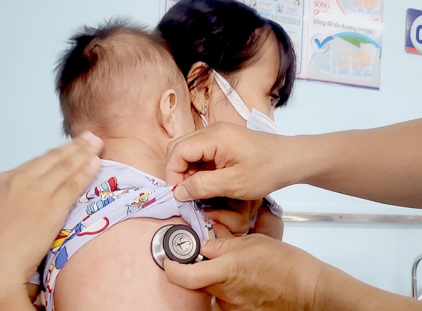 Gia tăng ca mắc sởi, ho gà, Bộ Y tế yêu cầu chủ động phòng, chống dịch - Ảnh 1. Gia tăng ca mắc sởi, ho gà, Bộ Y tế yêu cầu chủ động phòng, chống dịch - Ảnh 1.