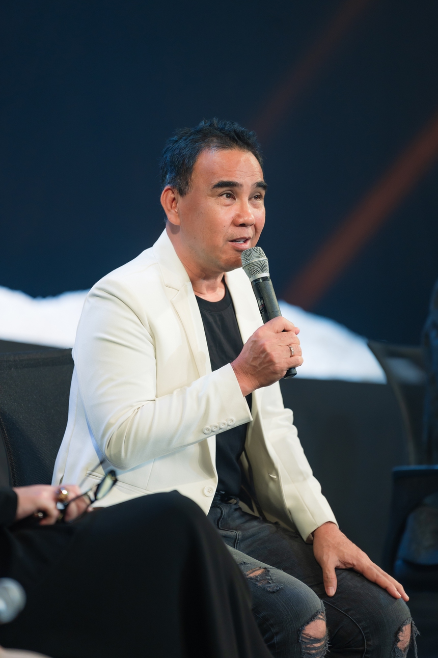 MC Quyền Linh trở lại điện ảnh sau hơn 20 năm với phim "Hai Muối" - Ảnh 1. MC Quyền Linh trở lại điện ảnh sau hơn 20 năm với phim "Hai Muối" - Ảnh 1.