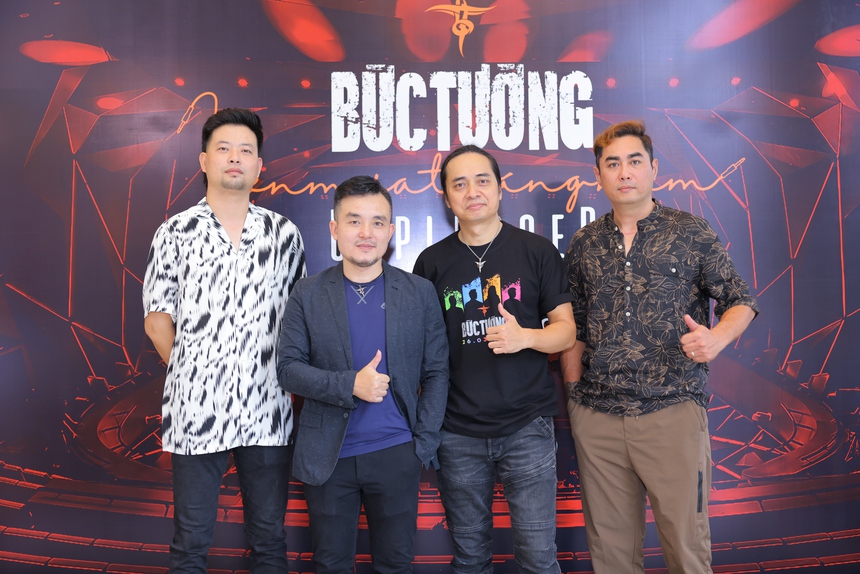 Guitarist Trần Tuấn Hùng: "Làm báo hoặc nghệ thuật đều cần xuất phát từ giá trị cốt lõi" - Ảnh 1.