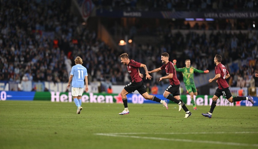 Play-off Cúp C1: Galatasaray rượt đuổi ngoạn mục, đội bóng CH Séc đặt một chân vào vòng bảng - Ảnh 2.