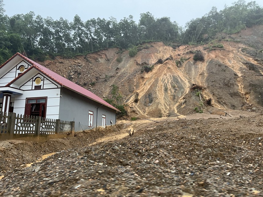 Thời tiết ngày 24/8: Vùng núi Bắc Bộ tiếp tục có nguy cơ lũ quét, sạt lở đất - Ảnh 1. Thời tiết ngày 24/8: Vùng núi Bắc Bộ tiếp tục có nguy cơ lũ quét, sạt lở đất - Ảnh 1.