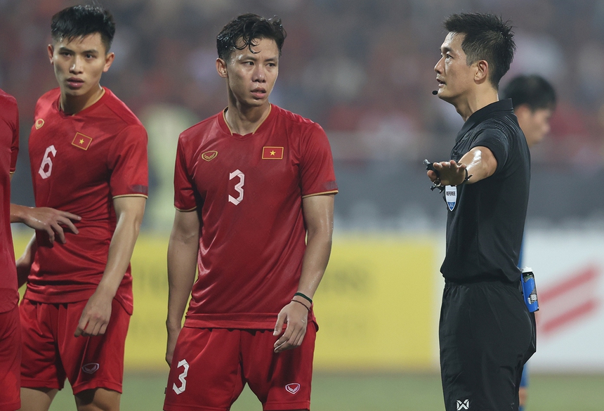 Đội tuyển Việt Nam: Ưu tiên kinh nghiệm cho hàng thủ - Ảnh 1. Đội tuyển Việt Nam: Ưu tiên kinh nghiệm cho hàng thủ - Ảnh 1.