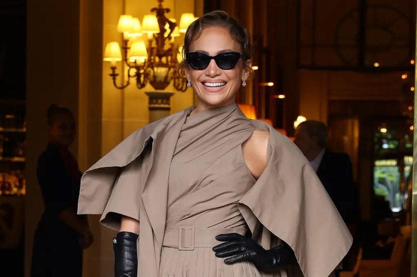 Jennifer Lopez thấy "nhẹ nhõm" sau khi đệ đơn ly hôn Ben Affleck - Ảnh 3. Jennifer Lopez thấy "nhẹ nhõm" sau khi đệ đơn ly hôn Ben Affleck - Ảnh 3.