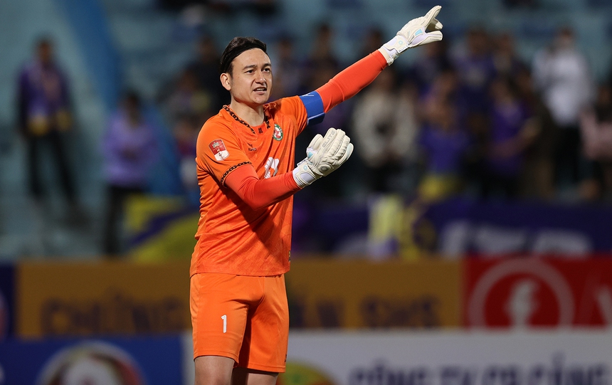 HLV Hoàng Văn Phúc: “Dòng chảy cầu thủ Việt kiều cần được khơi thông” - Ảnh 1. HLV Hoàng Văn Phúc: “Dòng chảy cầu thủ Việt kiều cần được khơi thông” - Ảnh 1.