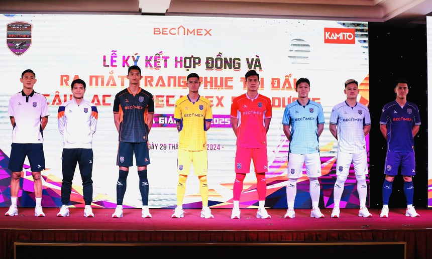 Tiến Linh không ngại cạnh tranh với cầu thủ nhập tịch trên tuyển Việt Nam - Ảnh 1. Tiến Linh không ngại cạnh tranh với cầu thủ nhập tịch trên tuyển Việt Nam - Ảnh 1.