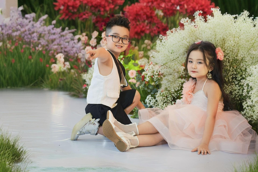 Mẫu nhí 6 tuổi Nguyễn Tấn Hoàng "biến hóa" trên sàn diễn thời trang - Ảnh 4.