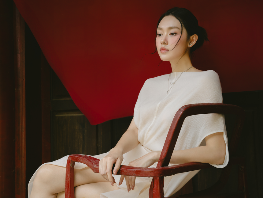 Á hậu Tường San thăng hạng nhan sắc sau 5 năm đăng quang Miss World Vietnam - Ảnh 4.