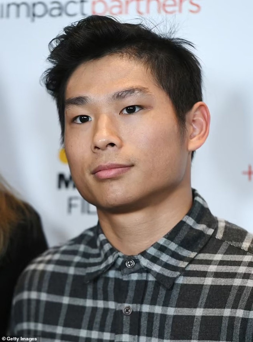 Angelina Jolie đang tìm kiếm sự giúp đỡ cho cậu con trai "có vấn đề" Pax Thiên - Ảnh 5.