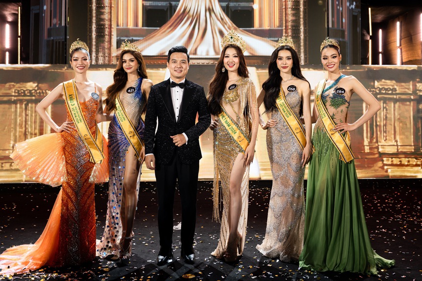 MC Thiên Vũ 3 lần dẫn Miss Grand Vietnam chia sẻ về Tân Hoa hậu - Ảnh 1. MC Thiên Vũ 3 lần dẫn Miss Grand Vietnam chia sẻ về Tân Hoa hậu - Ảnh 1.