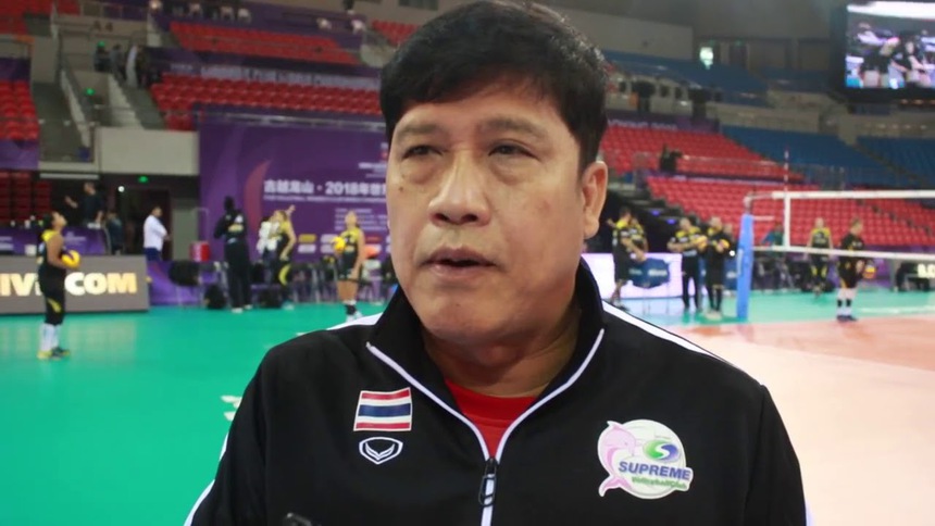 HLV ĐT bóng chuyền nữ Thái Lan thua cả Campuchia và Việt Nam ở giải khu vực, CĐV xứ chùa vàng đòi sa thải - Ảnh 1.