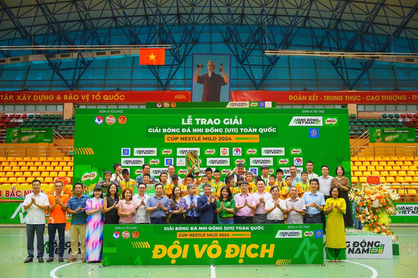 SLNA vô địch giải bóng đá nhi đồng toàn quốc 2024 - Ảnh 2. SLNA vô địch giải bóng đá nhi đồng toàn quốc 2024 - Ảnh 2.