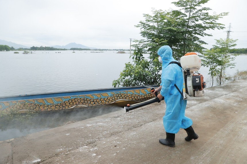 Hà Nội không còn hộ dân bị ảnh hưởng do ngập lụt - Ảnh 1. Hà Nội không còn hộ dân bị ảnh hưởng do ngập lụt - Ảnh 1.
